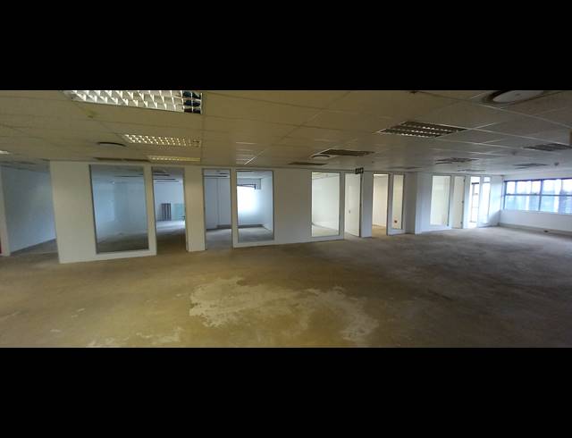 723M² OFFICE TO LET IN WOODMEAD